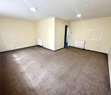 3 bedroom end of terrace house to rent - Photo 5