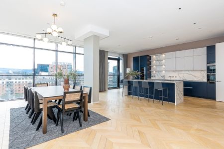 Three Bedroom Penthouse @ OPUS, 6 Hanover Quay, Grand Canal Dock, Dublin 2. - Photo 2