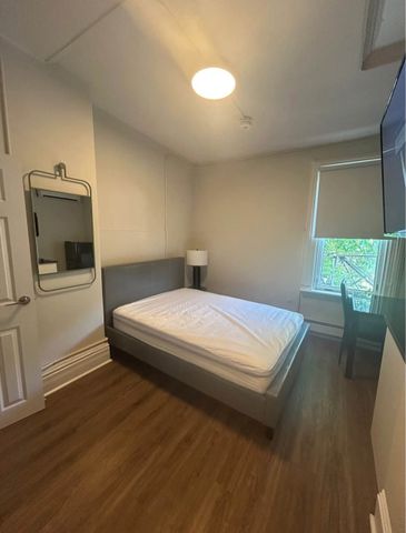 25 Russell - Photo 4