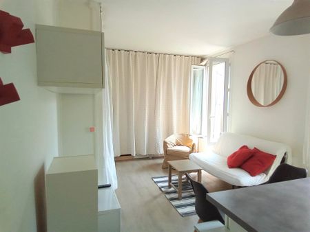 Location Appartement 1 pièces 26 m2 à Ivry-sur-Seine - Photo 4