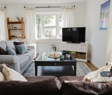 2 bedroom bungalow to rent - Photo 1