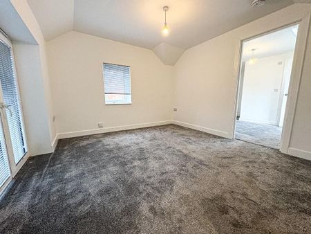 1 bedroom semi-detached house to rent - Photo 3