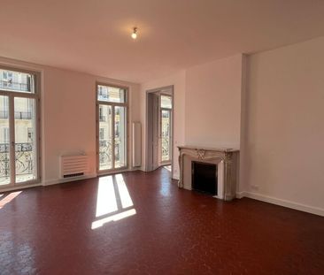 Appartement à louer 8 pièces • 188,15 m2 Toulon - Photo 1