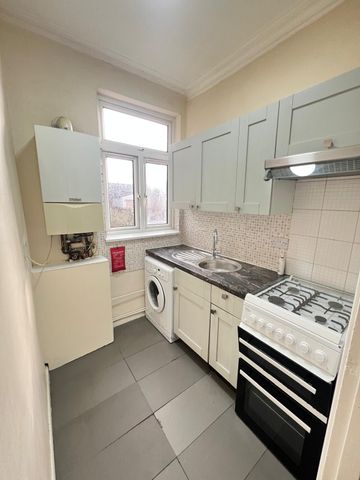 ONE BEDROOM FLAT FOR RENT IN FOREST GATE, E7 - Photo 5