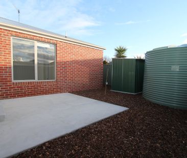 2/1 Whitta Street, Sebastopol - Photo 2