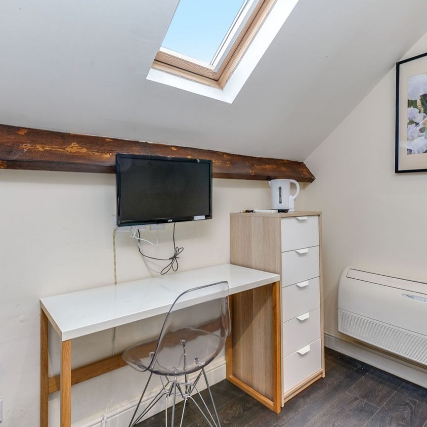 Studio Flat, Finchley Road, NW3 - Photo 1