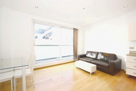 1 bedroom flat to rent - Photo 2