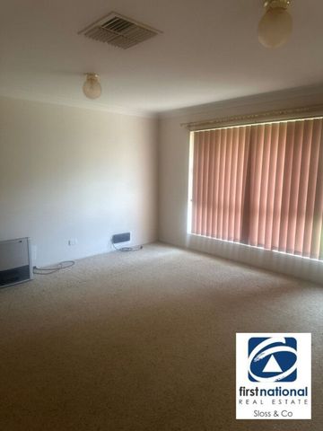 Furnished home in golf club area. - Photo 5