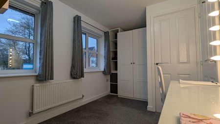 Northcote Avenue, Oldham, OL1 - Photo 5