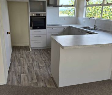 Easy Care Living! - Photo 5