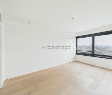 Aim high in Zurich West – 3.5 rooms on the 17th floor - Photo 4