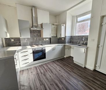 2 Bed Terraced House, Hovis Street, M11 - Photo 3