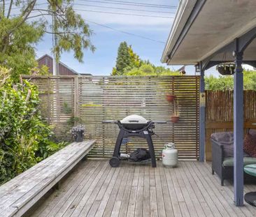 Modern Comfort in Prime Location - Short or Long Term, Pets Considered - Photo 3