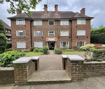 Greenhalgh Walk, Hampstead Garden Suburb, N2 - Photo 1