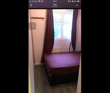 1 Bed Terraced House, Carisbrooke Road, LU4 - Photo 1