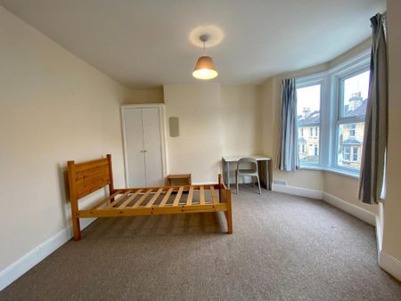 6 bedroom house to rent - Photo 5