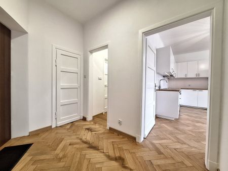 Warszawa, Praga-Południe, Aleja Jerzego Waszyngtona - Photo 4