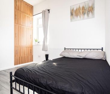 1 bedroom in a house share to rent - Photo 5