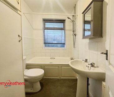 2 bedroom semi-detached house to rent - Photo 2