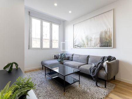 2 Bedroom apartment for rent in Recoletos, Madrid - Photo 3