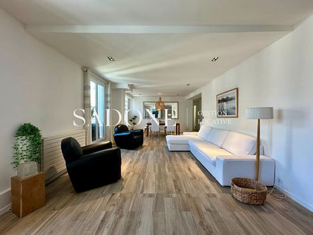 Location Appartement 4 pièces 151,45 m² à Neuilly-sur-Seine - Photo 4