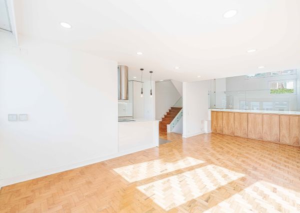 APARTAMENTO T2+1 NA AV ESTADOS UNIDOS DA AMÉRICA - LISBOA