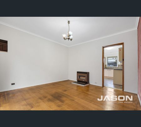 61 Kiewa Crescent, Dallas, Vic 3047 - Photo 4