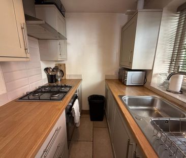 2 bedroom terraced house to rent - Photo 1