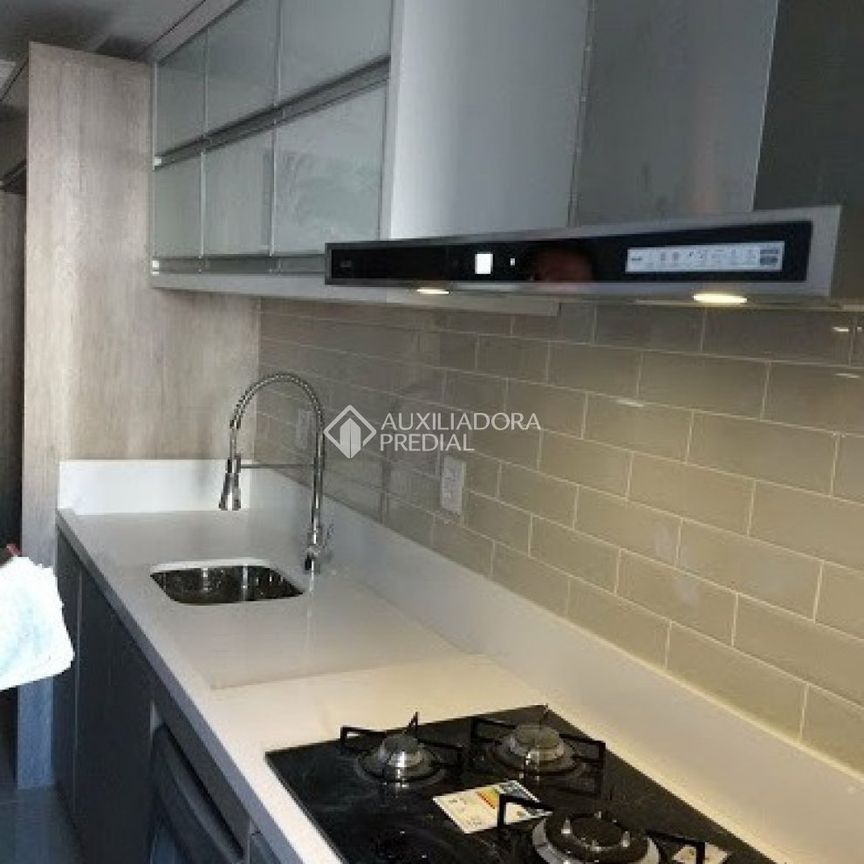 Apartamento com 3 quartos e 217m² para alugar em Centro, Canela. - Photo 1