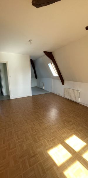 Location Appartement 2 pièces 43m² SABLE SUR SARTHE 72300 - Photo 1