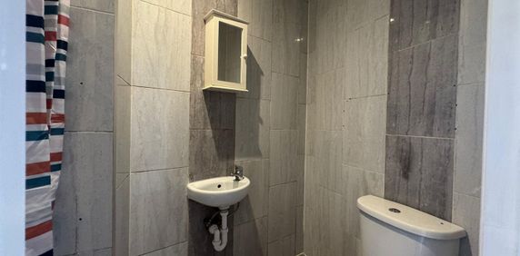 South Park Crescent, London SE6 - Photo 2