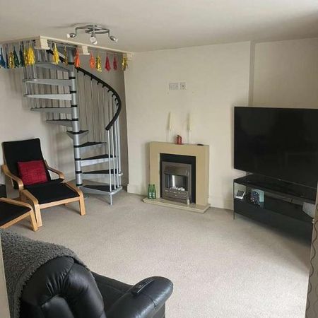 The Square, Audlem, Crewe, CW3 - Photo 3