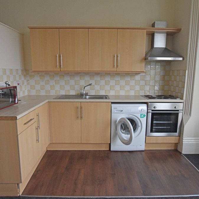 1 Bedroom Flat - Photo 1