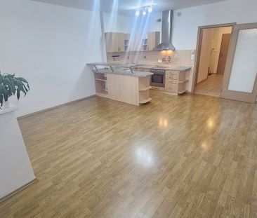 Pronájem bytu 1+kk 42 m² - Photo 2