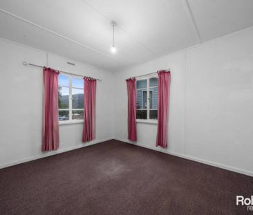 Sunny Three Bedroom Home in Risdon Vale - Photo 3