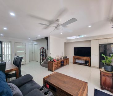 Carseldine - Photo 1