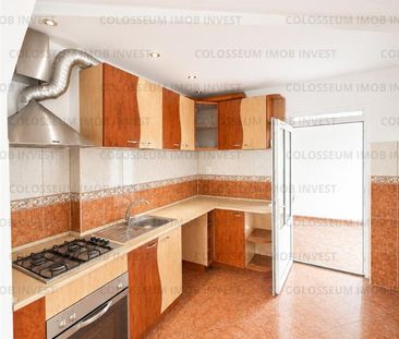 Casă 5 camere | Curte 500 mp | pretabil firme | Răcădău - Fotografie 1