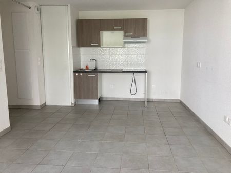 Location Appartement 3 pièces 58m² CASTANET TOLOSAN 31320 - Photo 2