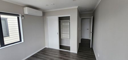 4 Beds 2.5 Baths - Photo 4