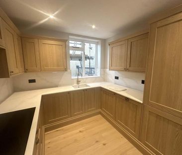 5 bedroom flat to rent - Photo 5