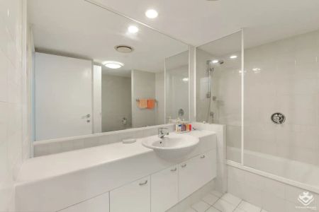 “Your new Home is here at Kingshome” - Photo 5