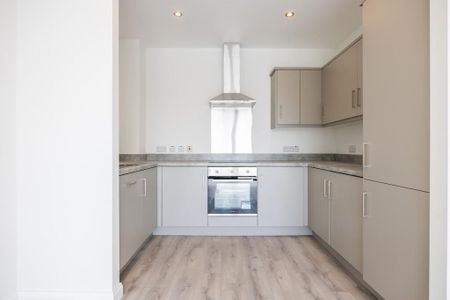 Two Bedroom Apartment, 1 Kings Hall Road, BT9, Belfast - Photo 3