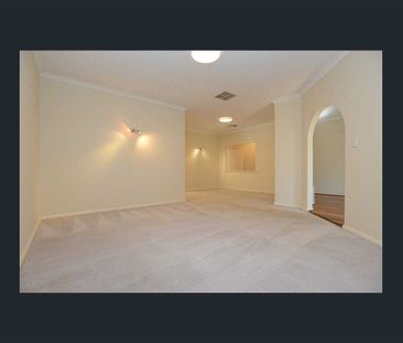 HUGE FAMILY HOME IN GREAT LOCATION - Photo 1