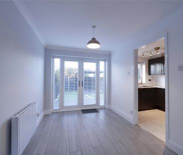 3 bedroom terraced house to rent - Photo 3