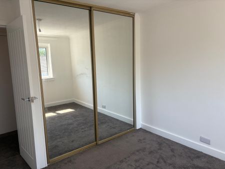 19/5 Alan Breck Gardens, Edinburgh, EH4 7JA - Photo 4