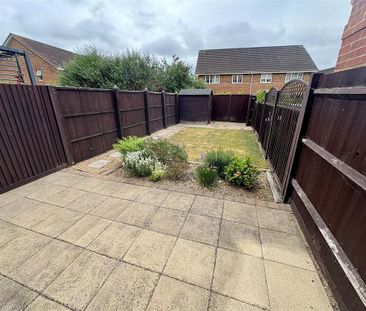 2 bedroom terraced house to rent - Photo 2