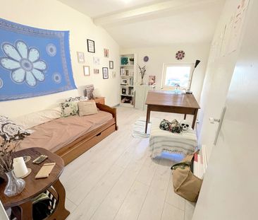 A LOUER PUGNAC MAISON DE TYPE 4 AVEC JARDIN ET GARAGE - SECTEUR PUGNAC - Photo 4