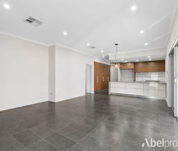 Spacious & Stylish 4-Bedroom Home in a Quiet Cul-de-Sac - Photo 2