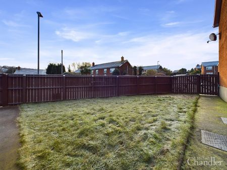 22 Beaufort Avenue, Belfast, BT8 7TY - Photo 2