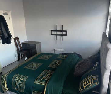 Room in a Shared House, Thorold Road, IG1 - Photo 6